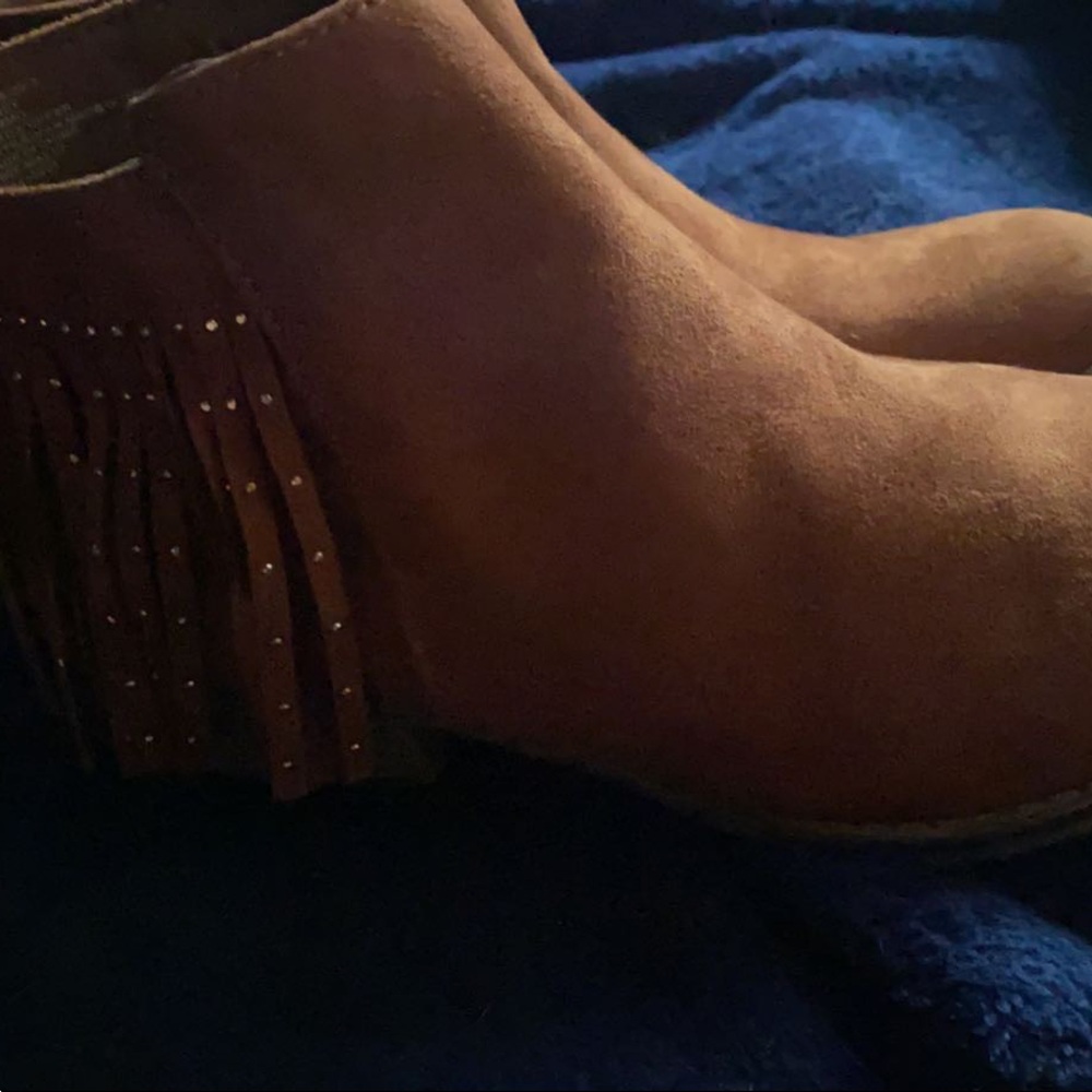 Brand new girls boots